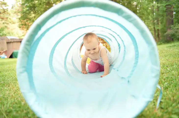 Crawl Through A Tunnel