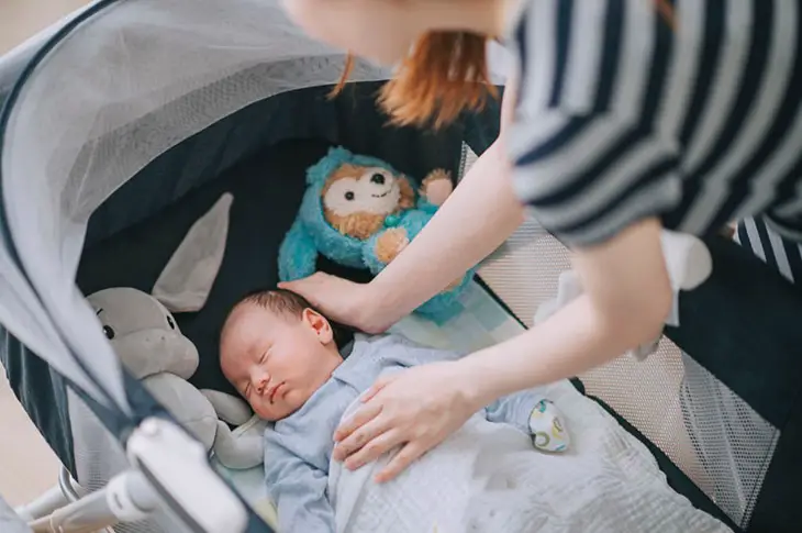 How To Safely Use The Halo Bassinet For Infants