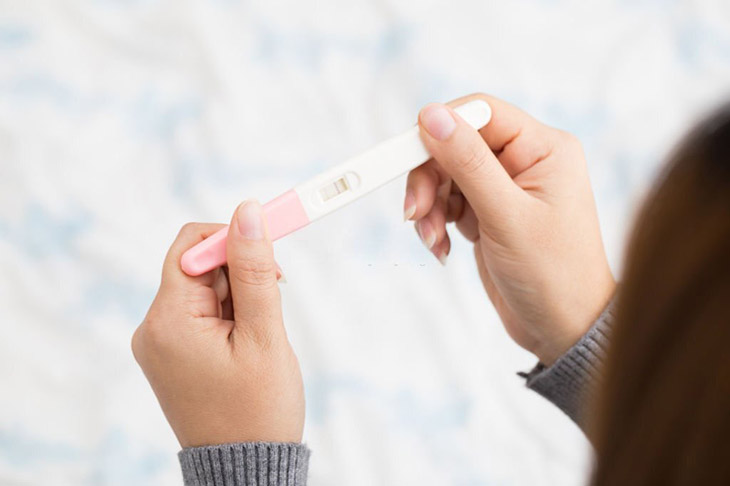 IVF pregnancy test line progression