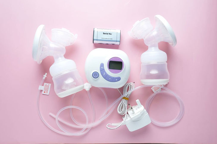 using a breast pump to induce labor